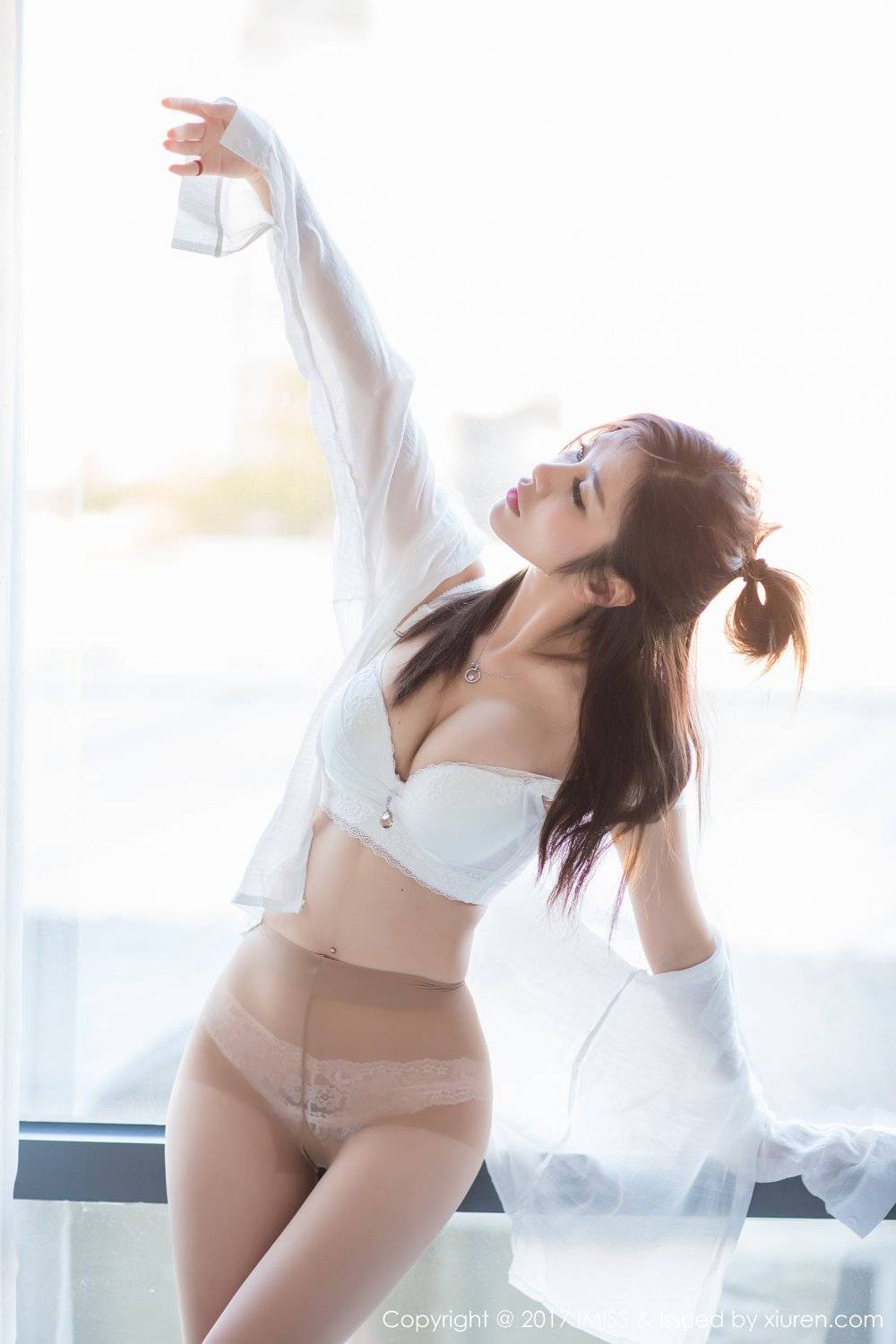 爱蜜社美女模特李七喜圣诞装扮酥胸玉兔丝袜系列性感写真-33