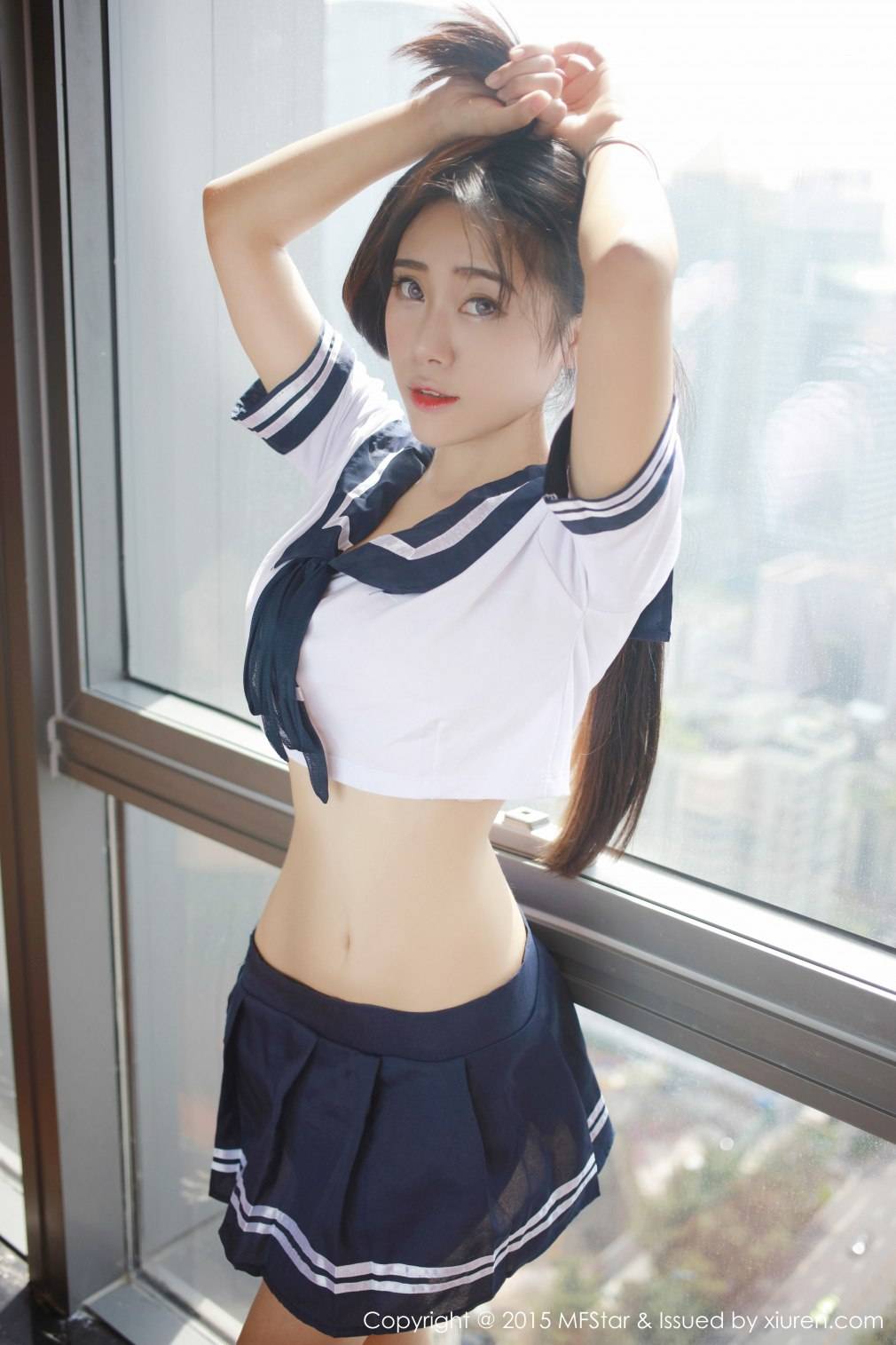 模范学院美女模特兜豆靓制服诱惑泰国旅拍-18