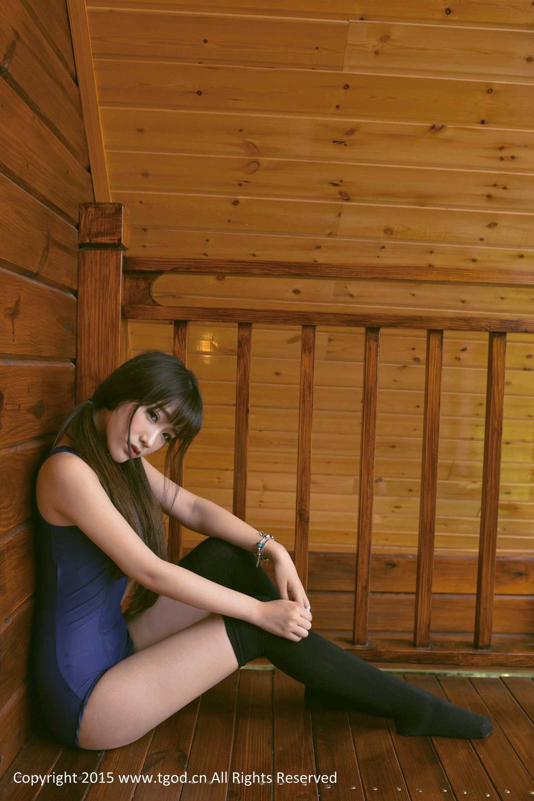 推女神美女模特朱若慕泳衣古灵精怪云曼旅拍-17