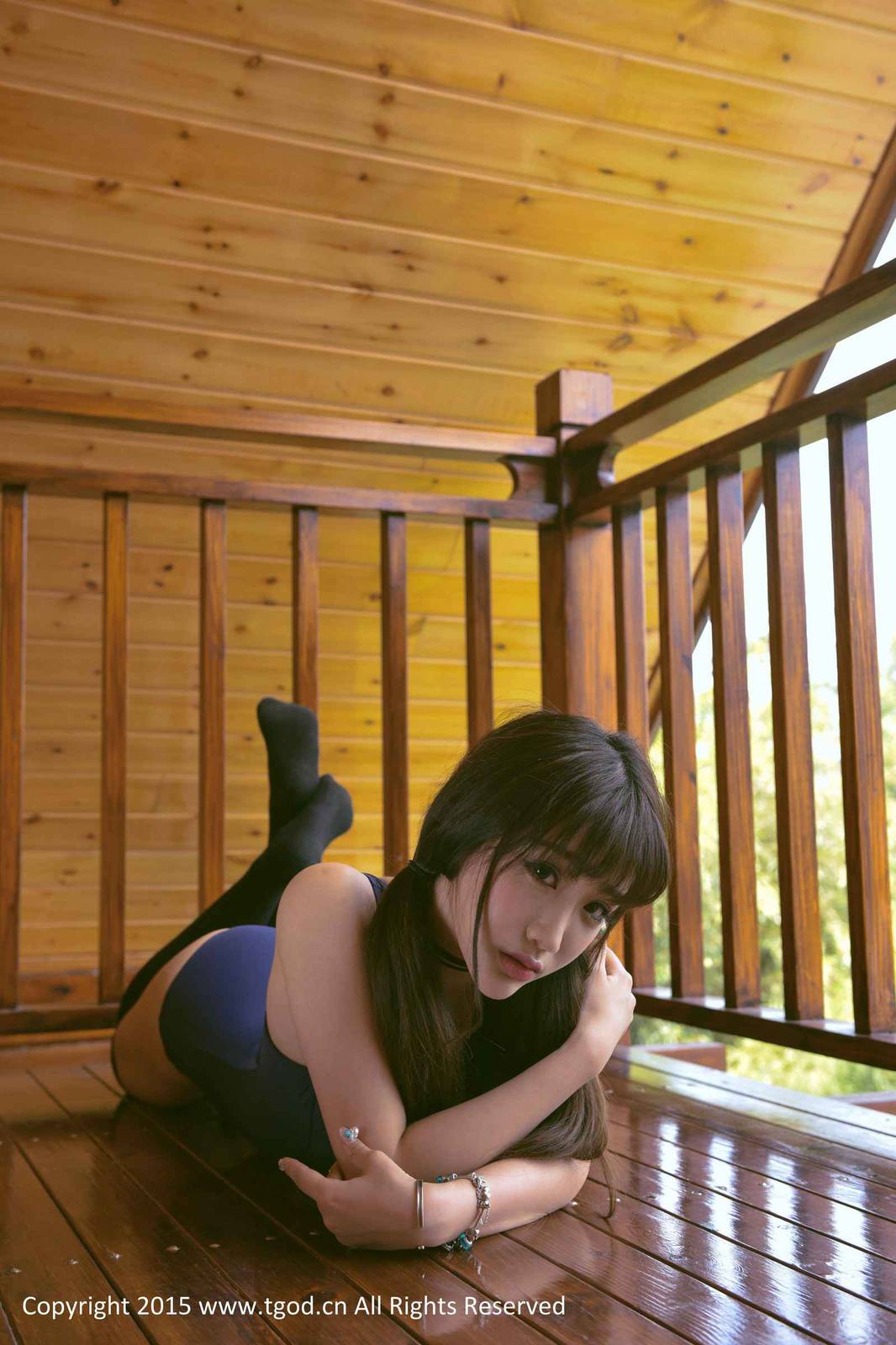 推女神美女模特朱若慕泳衣古灵精怪云曼旅拍-32