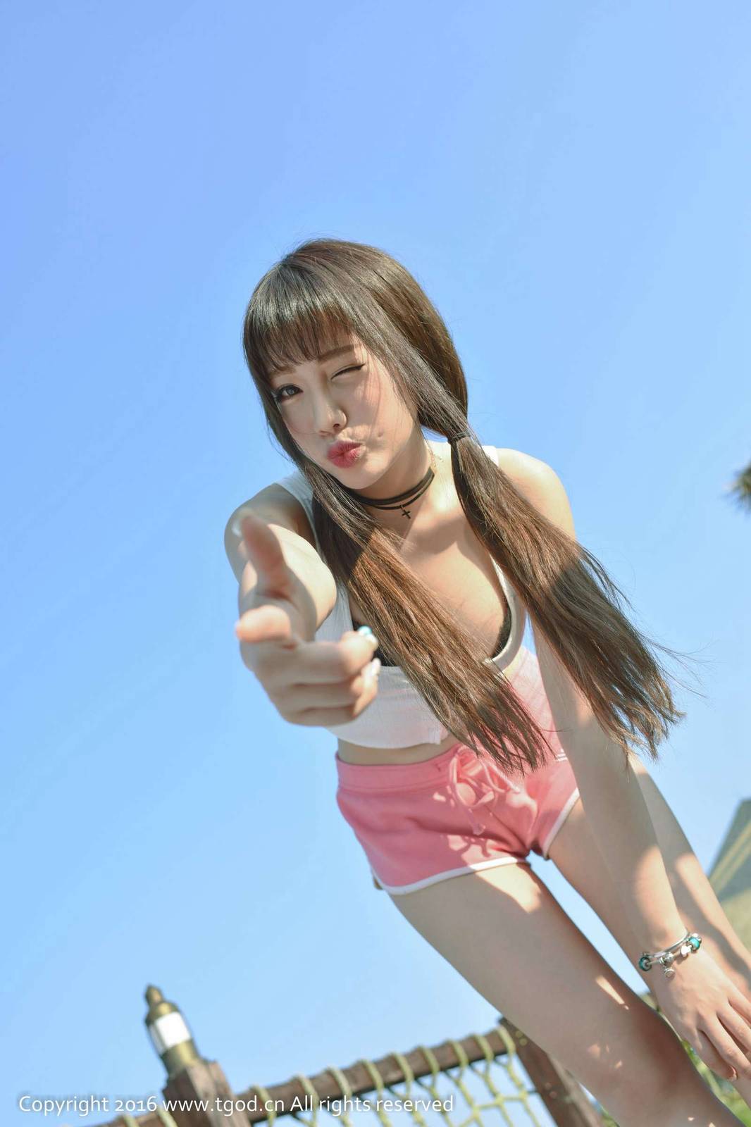 推女神美女模特朱若慕比基尼性感云曼旅拍-28