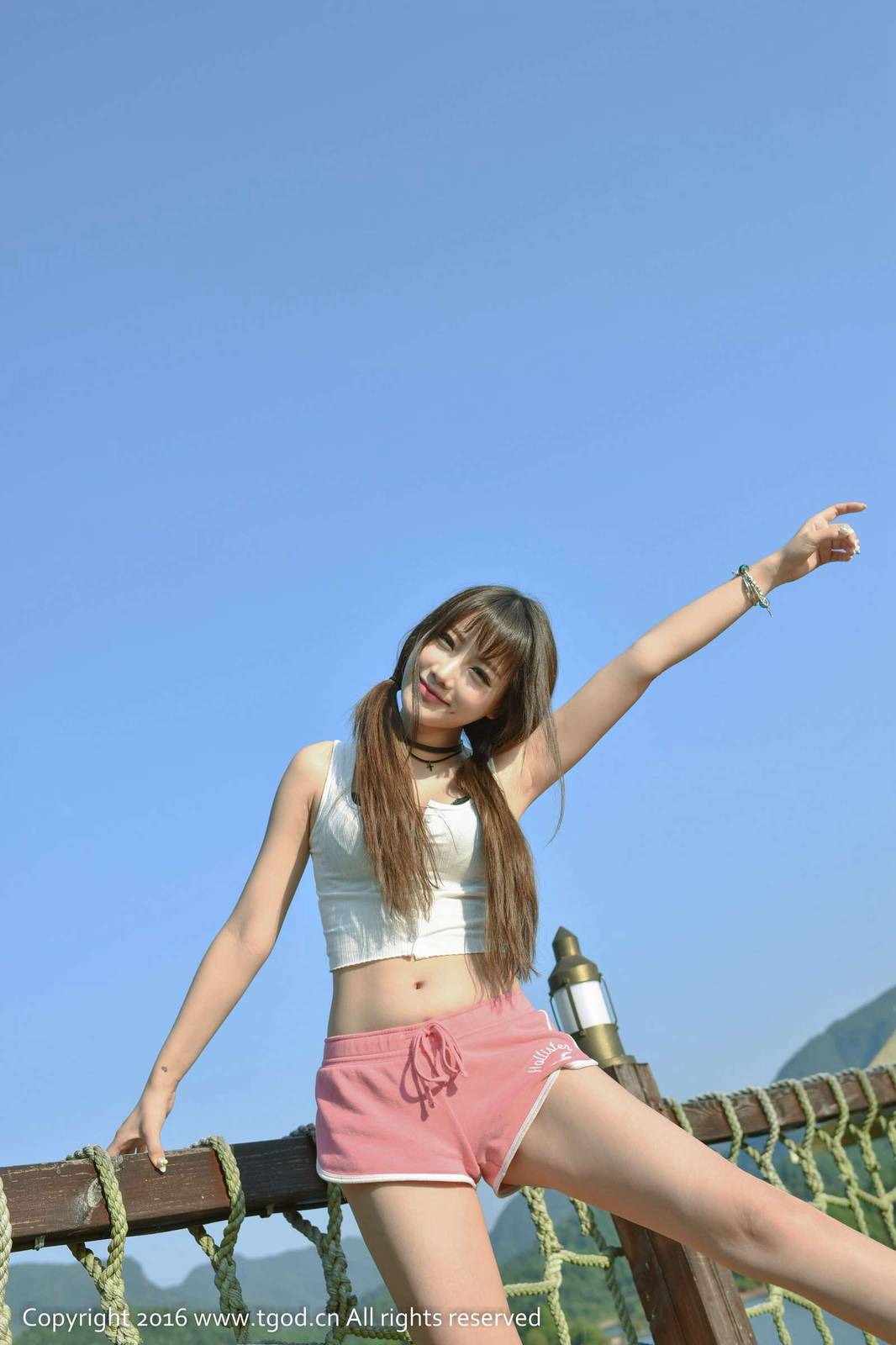 推女神美女模特朱若慕比基尼性感云曼旅拍-24