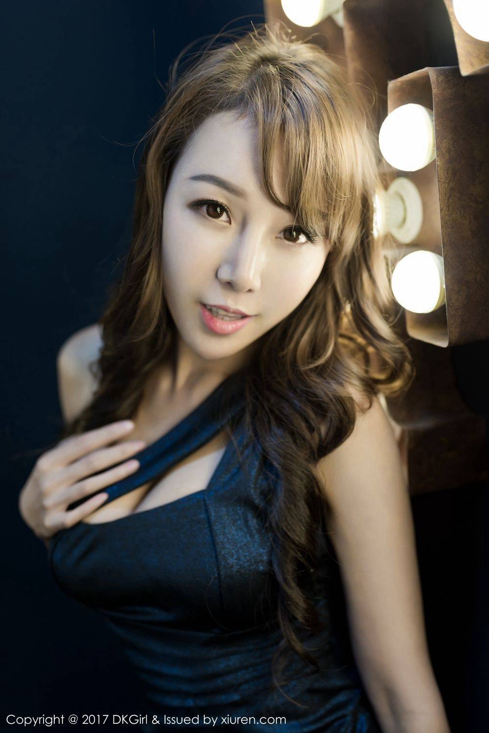 御女郎美女模特王沫儿SaSa美胸美腿美臀激情写真-38