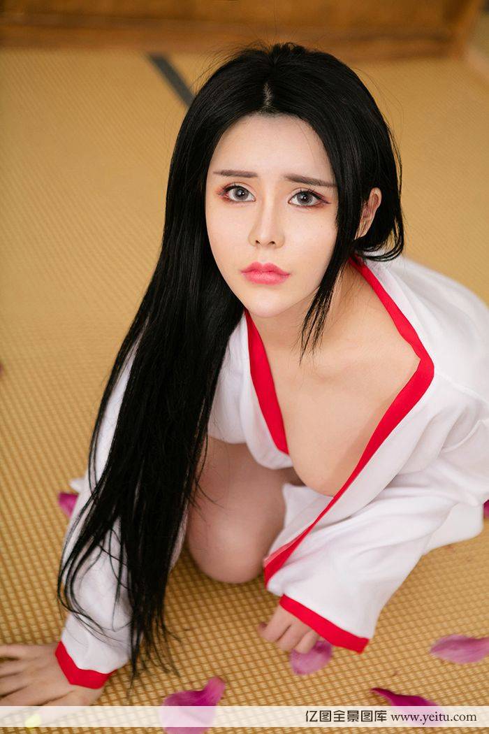 宅男女神惠子美胸翘臀楚楚动人性感写真-17