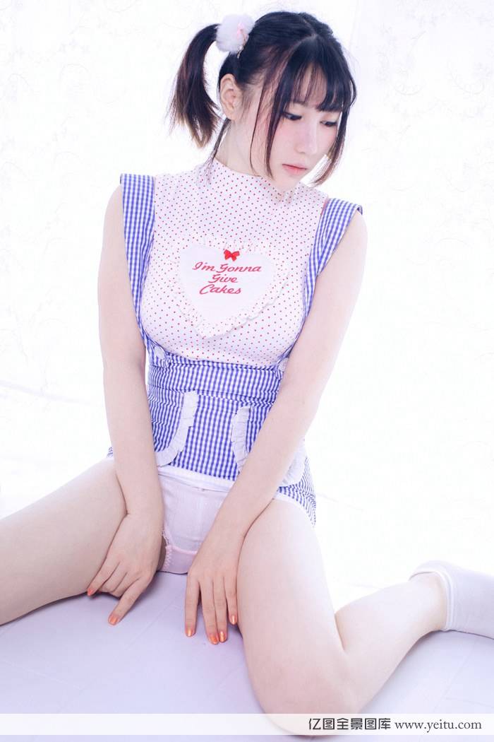 性感美女模特x魅蕾丝内衣诱惑巨乳尽显完美曲线-2