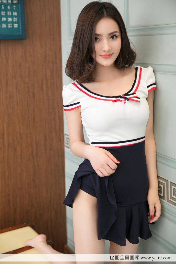 青豆客美女模特万千宠儿baby白色蕾丝内衣诱惑-2