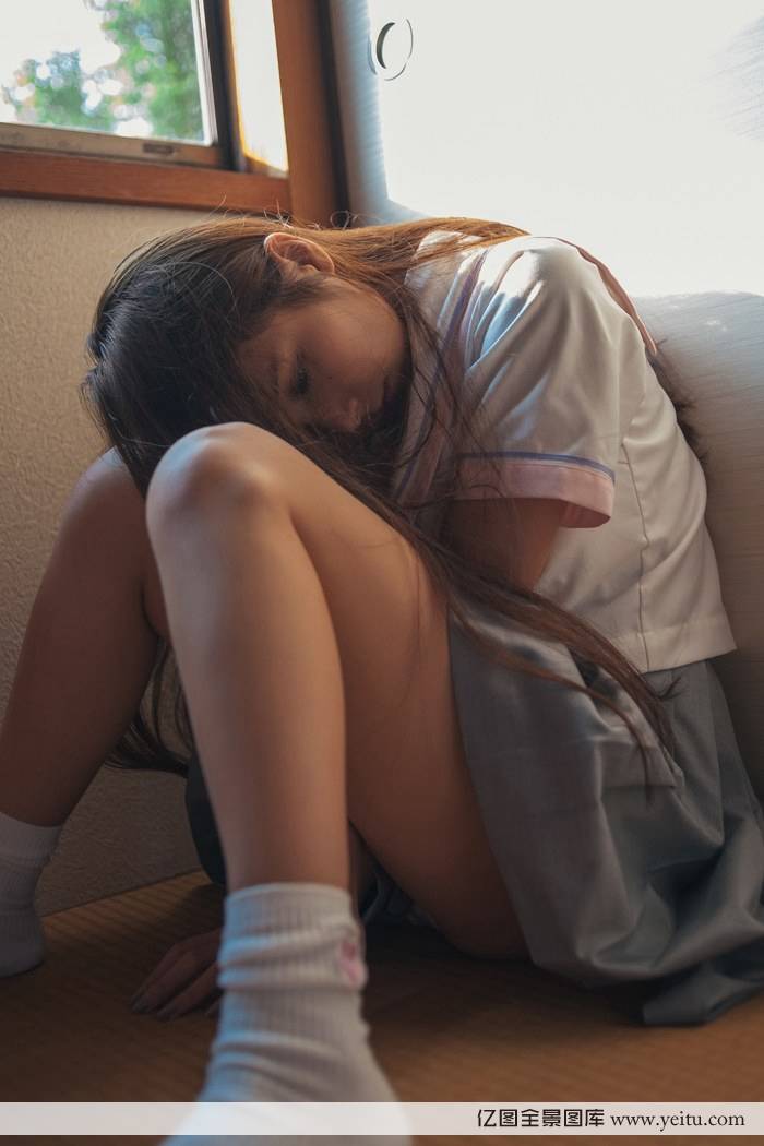 美女模特夏美酱性感内衣诱惑养眼诱惑写真-21