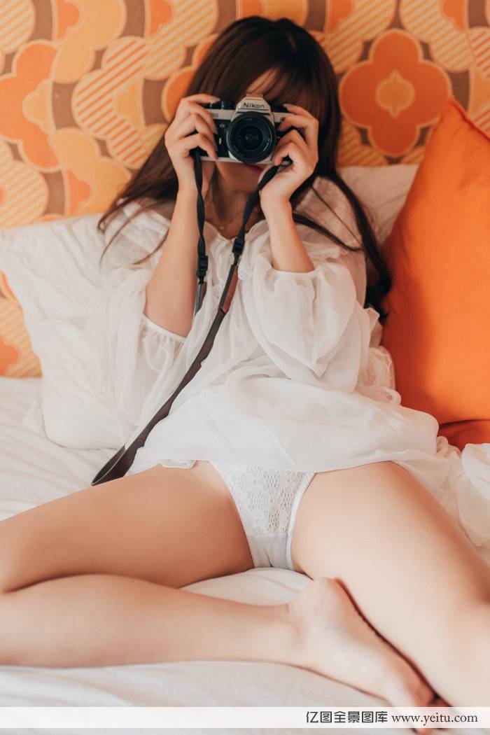 菠萝社美女模特夏美酱童颜巨乳性感迷人-15