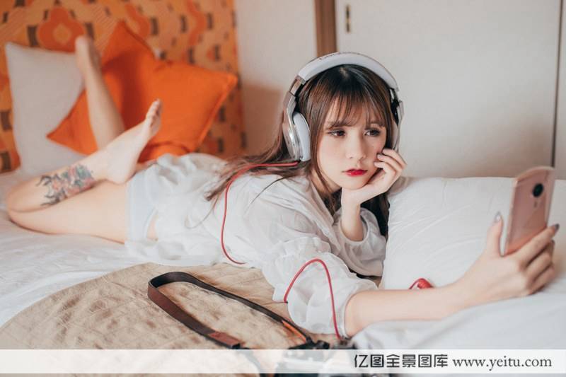 菠萝社美女模特夏美酱童颜巨乳性感迷人-39