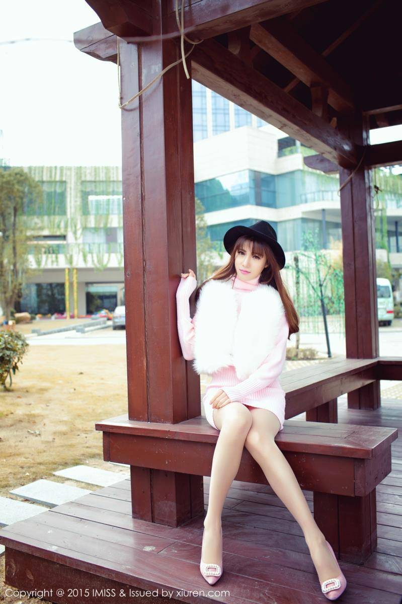 爱蜜社气质美女Sandy陈天扬清新养眼诱惑旅拍-3