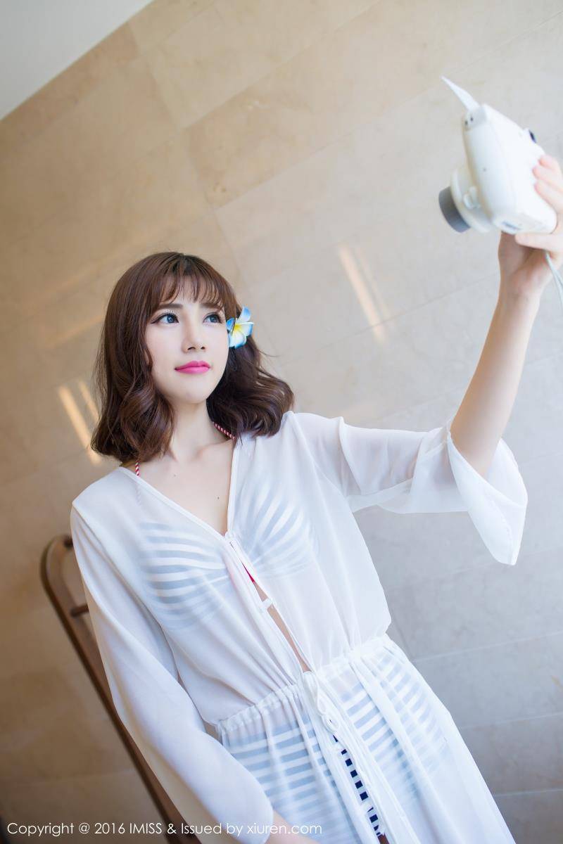 爱蜜社气质美女Sandy陈天扬兰卡威旅拍写真