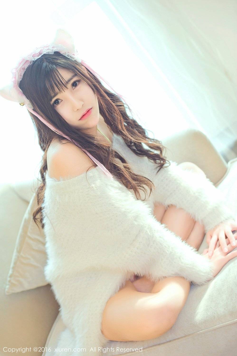 新晋嫩模悠悠YOYO白色比基尼粉红色性感内衣写真-2