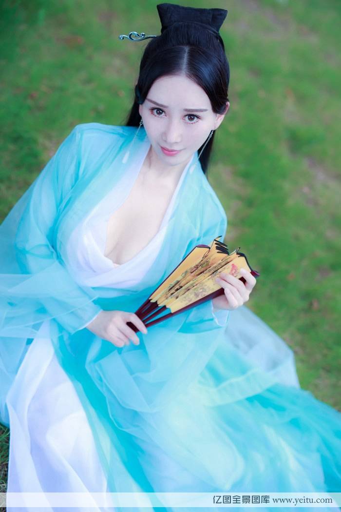 秀人网美女模特邹晶晶Rina古风范十足真空上阵-5