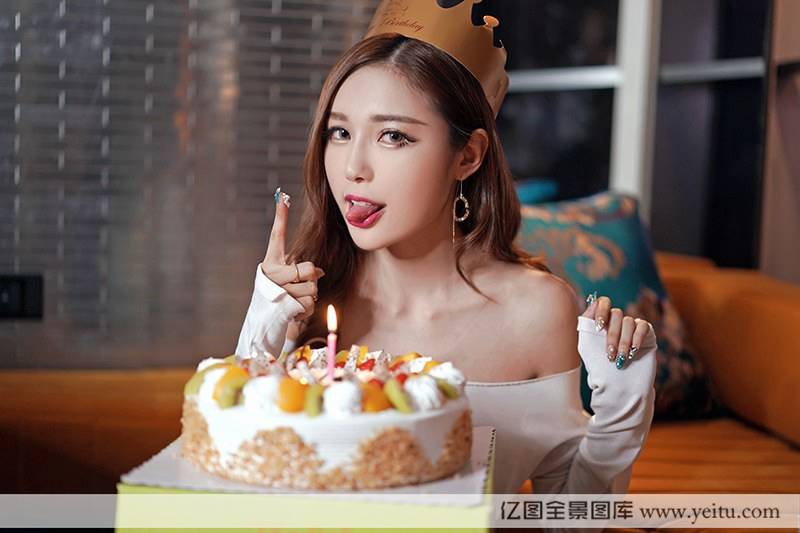 嗲囡囡美女主播梦小楠小夜猫奶油遮点性感诱惑写真-47