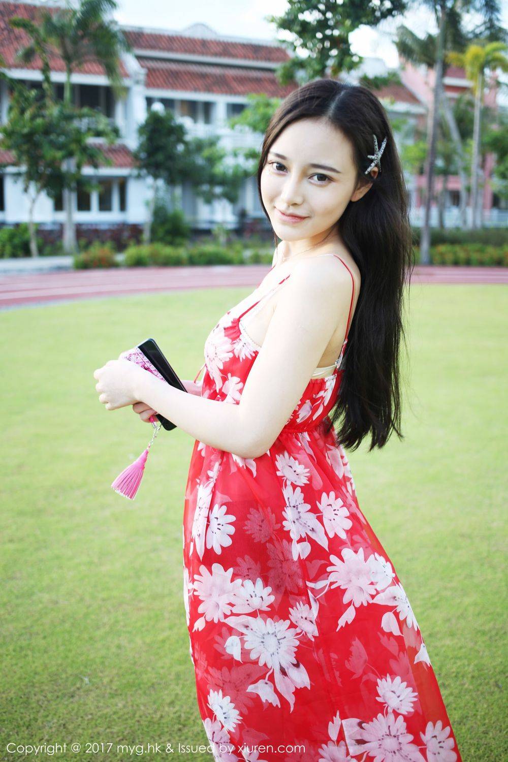 美媛馆唐琪儿(王艳卓)红色连衣裙沙滩清新越南旅拍