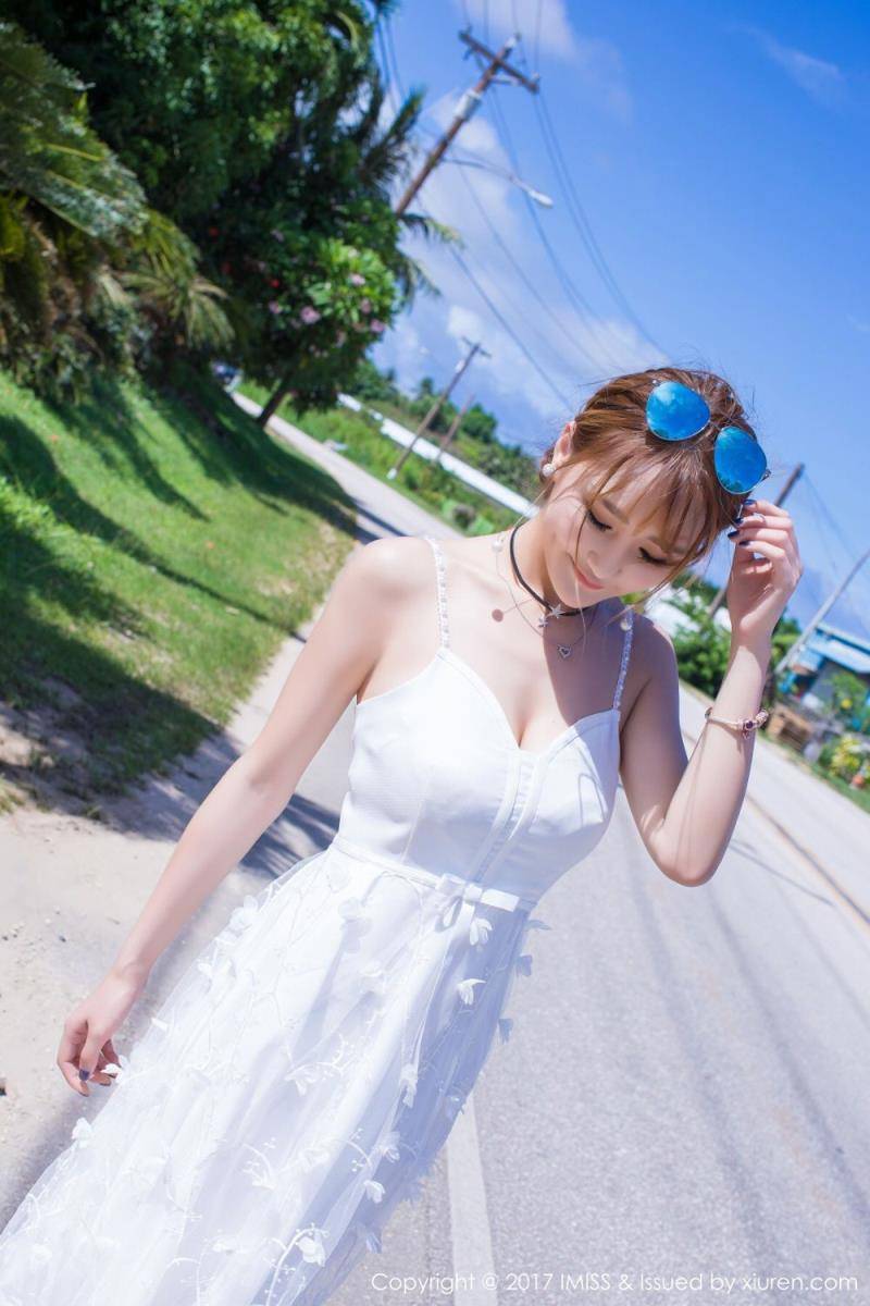 爱蜜社美女模特妤薇Vivian性感OL白色长裙迷人风情-11