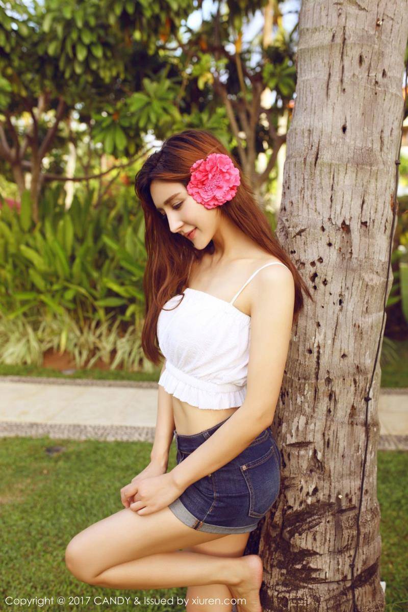 糖果画报混血美女模特伊莉娜泳池比基尼巴厘岛旅拍-19