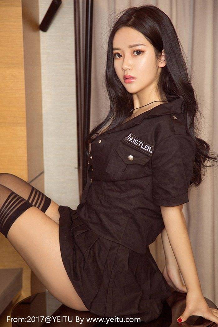 尤果网美女模特凌希儿丝袜美腿警花制服诱惑冷艳写真-9