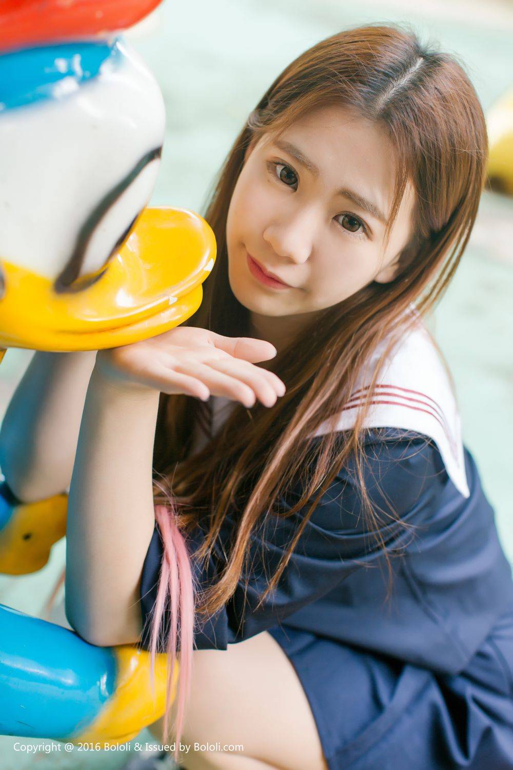 激萌文化菠萝社美少女董晨莉游乐园清新养眼街拍-8