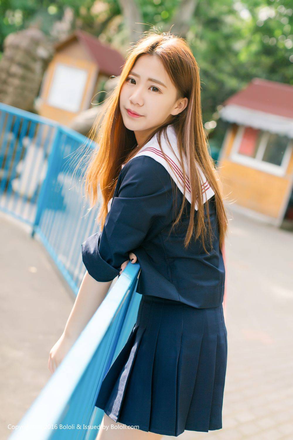 激萌文化菠萝社美少女董晨莉游乐园清新养眼街拍-12