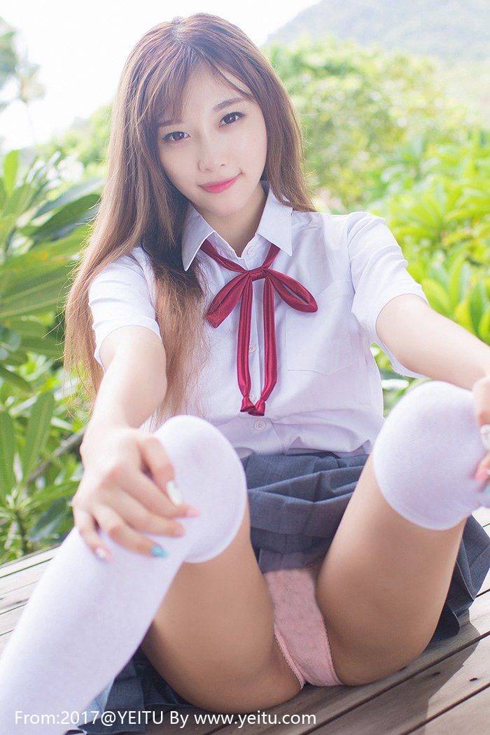 爱蜜社美女模特杨晨晨(小甜心CC)学生妹制服诱惑-11