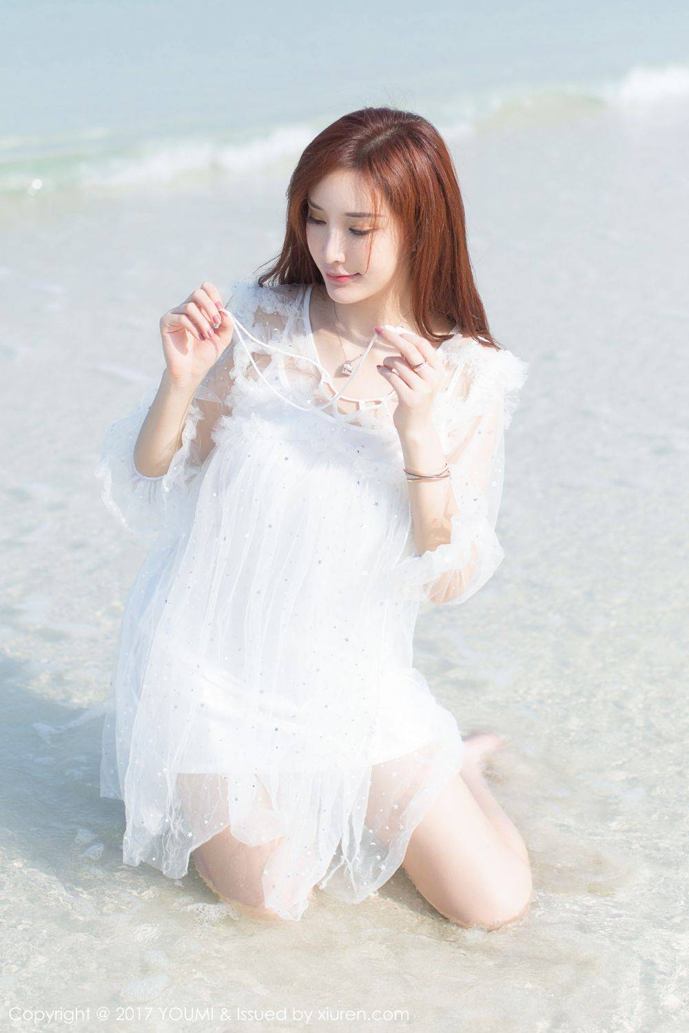 尤蜜荟气质女神周妍希沙滩比基尼清新唯美风写真-7