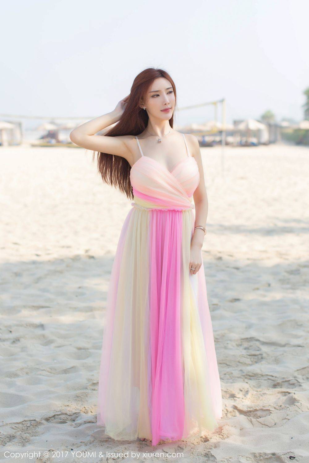 尤蜜荟气质女神周妍希沙滩比基尼清新唯美风写真-19