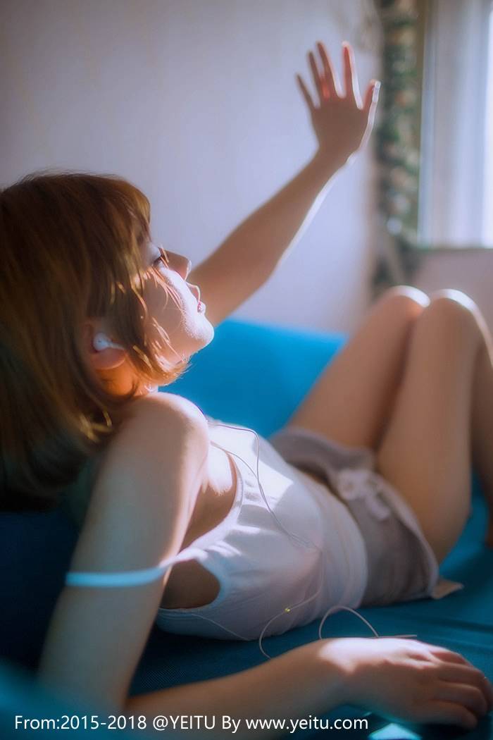 宅男女神千美奈性感居家童颜巨乳撩人心弦-20