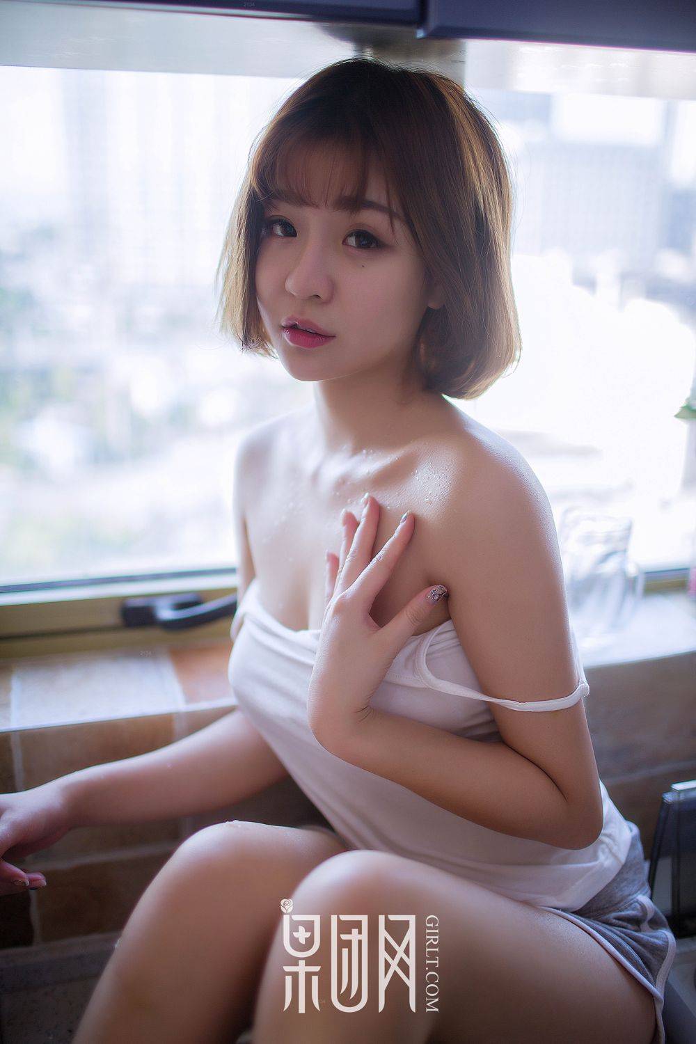 果团网美女模特星野千美奈居家风女友视角性感爆棚写真-17