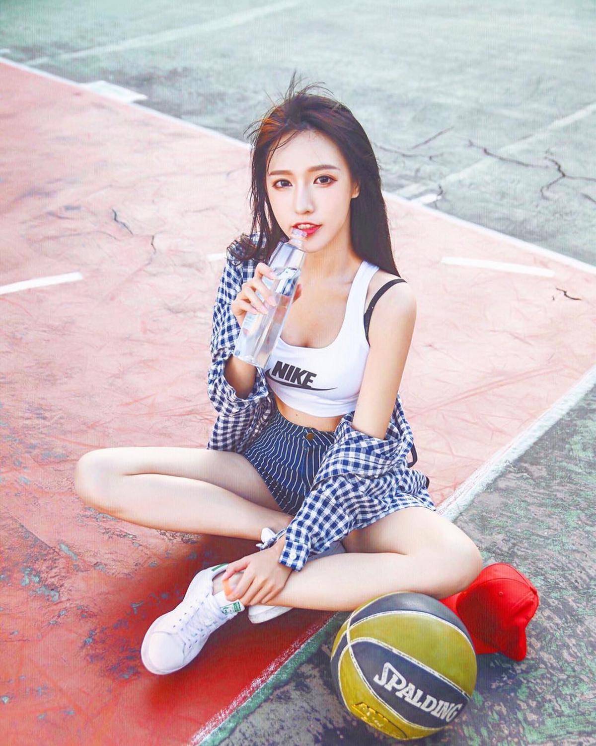 台湾美女校花比比儿精致五官气质美丽养眼有内涵-18