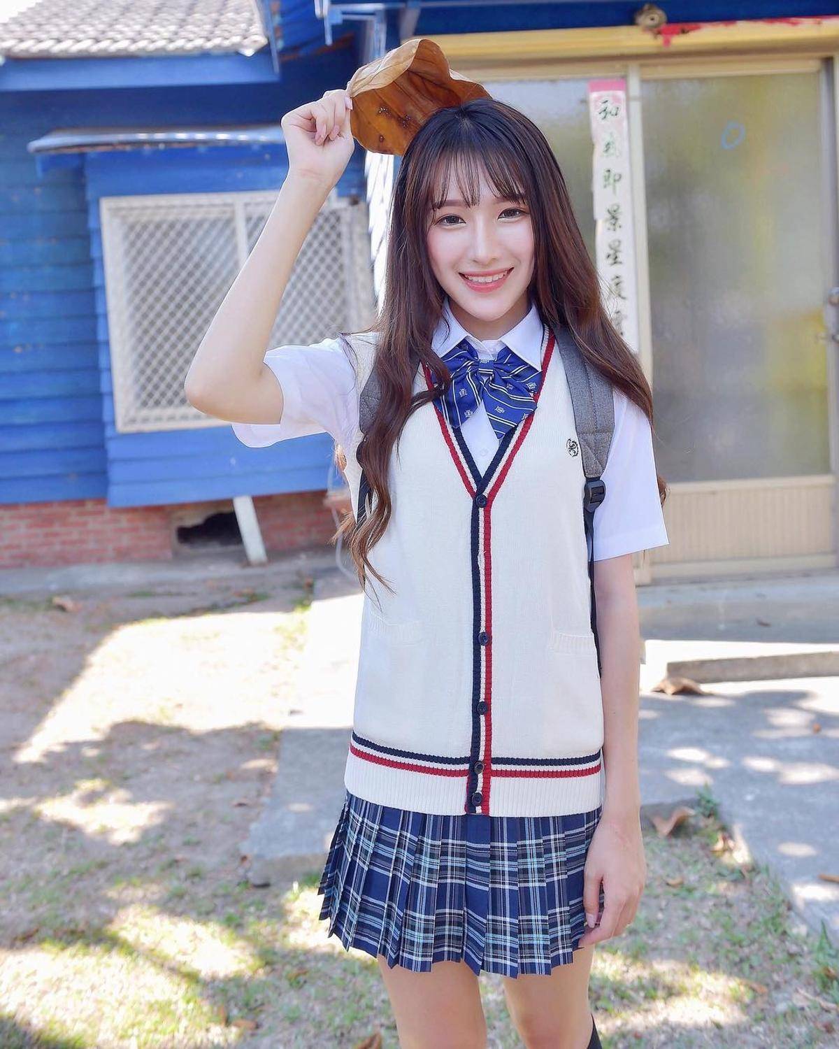 台湾美女校花比比儿精致五官气质美丽养眼有内涵-26