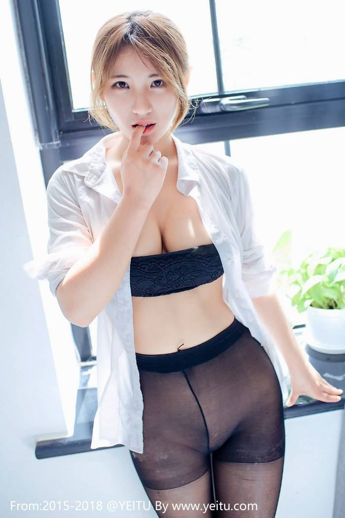 秀人网新晋嫩模久久Aimee童颜巨乳SM捆绑黑丝第二弹-8