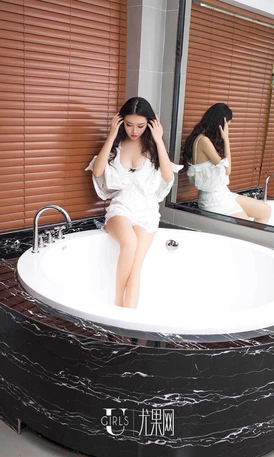 尤果网宅男女神嘉熙红色连衣裙内衣诱惑巨乳私房套图-12