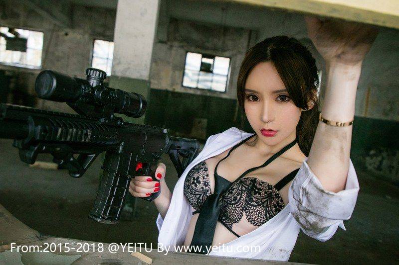 尤蜜荟性感女神周于希COS吃鸡挺拔乳胸上演御姐诱惑-51