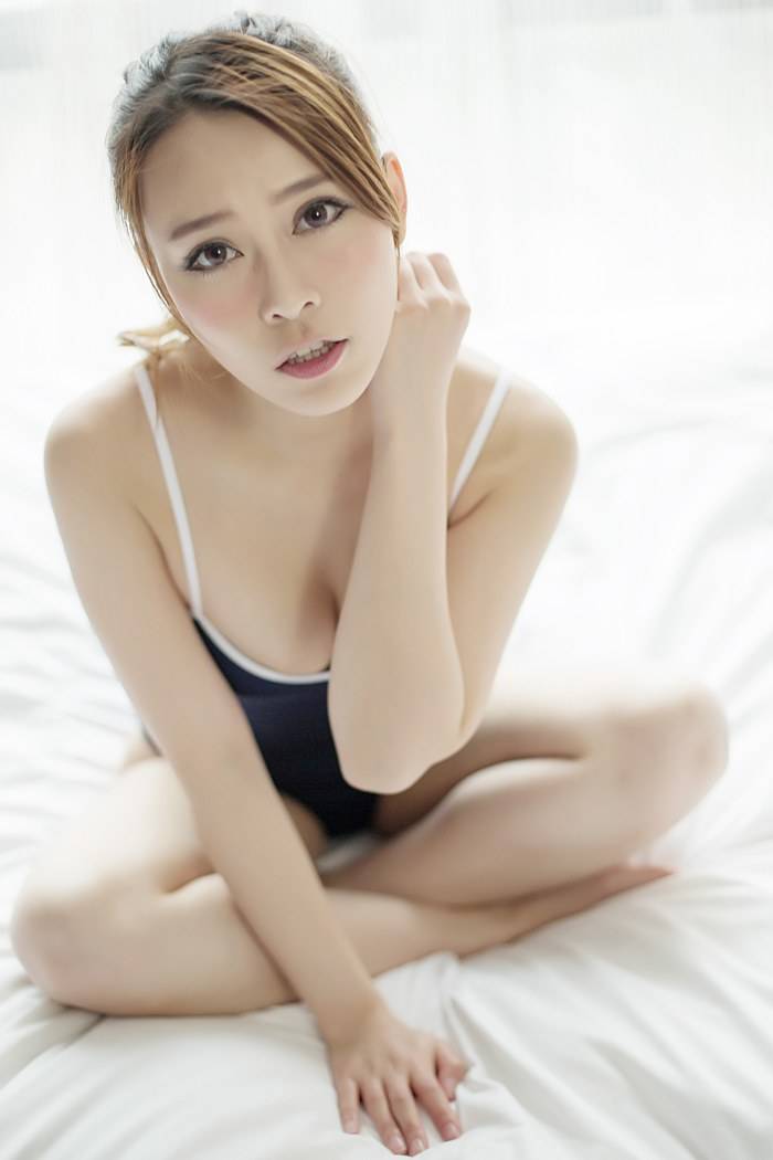 秀人网清纯美女Carol酱死库水主题大尺度内衣诱惑写真-9