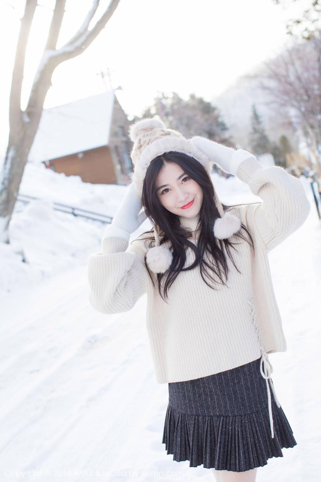 爱蜜社性感女神许诺Sabrina凝玉美胸丝袜美腿北海道旅拍-17