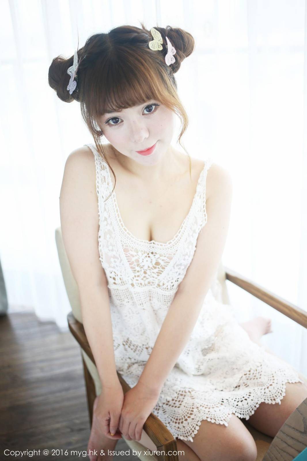 美媛馆性感美女粉芭比VV沙滩比基尼三亚魅惑旅拍-17