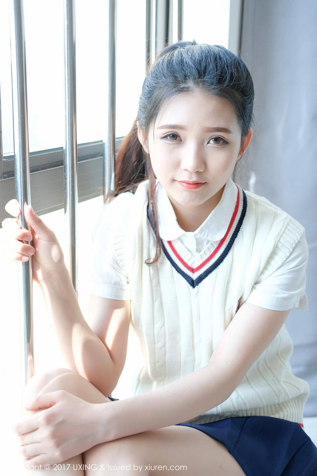 优星馆清纯美女可爱的小叶子校服装制服诱惑私房写真-5