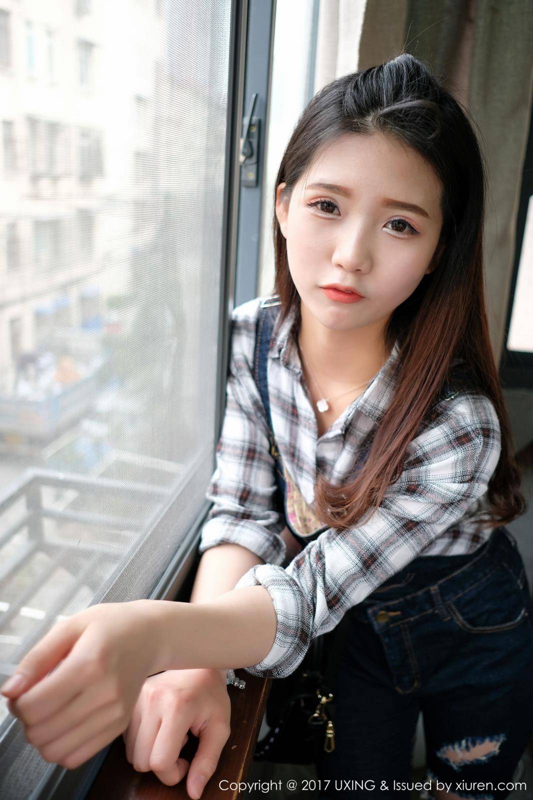 优星馆新人嫩模可爱的小叶子童颜巨乳格子衫大尺度写真-4