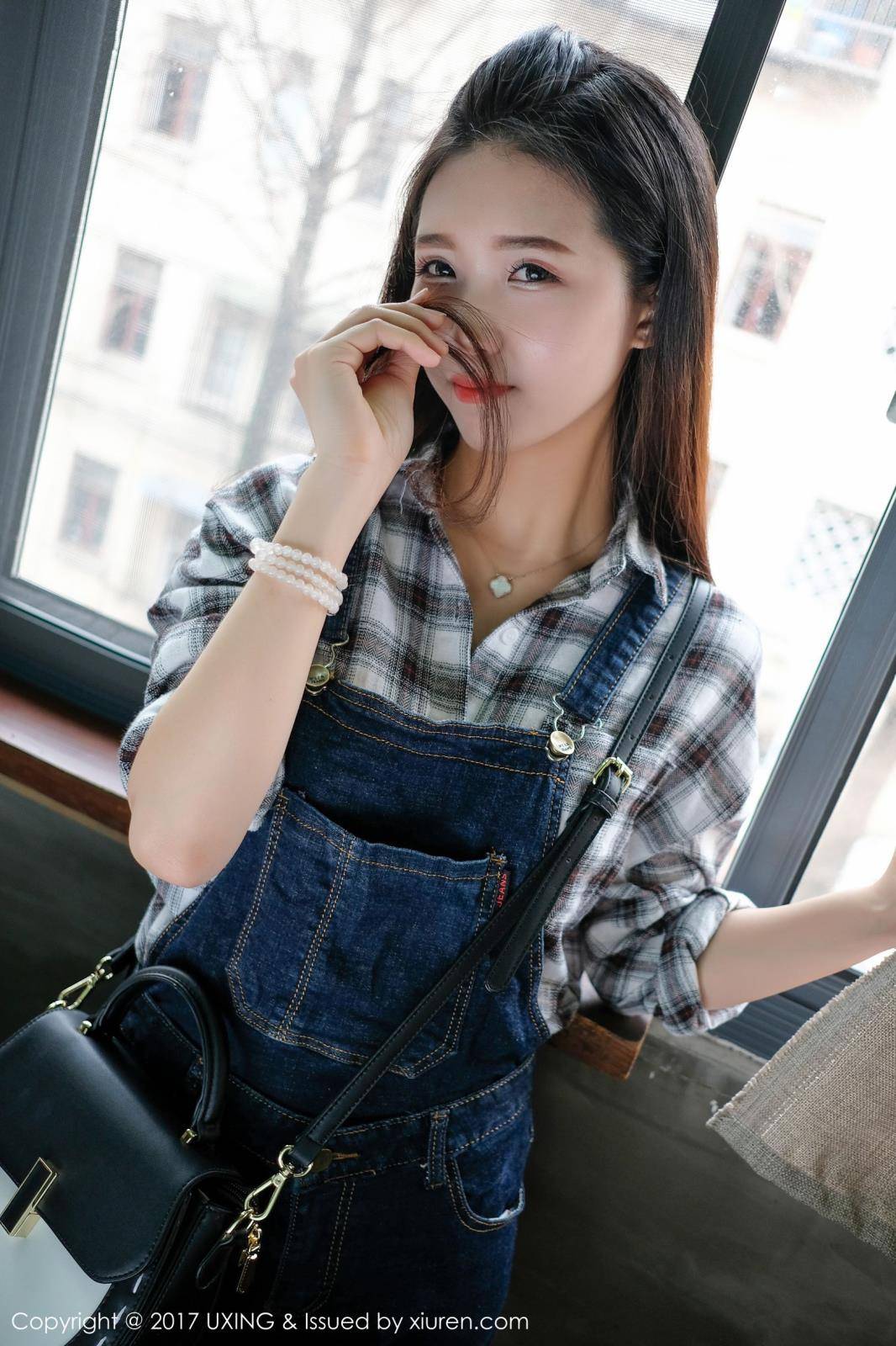 优星馆新人嫩模可爱的小叶子童颜巨乳格子衫大尺度写真-7