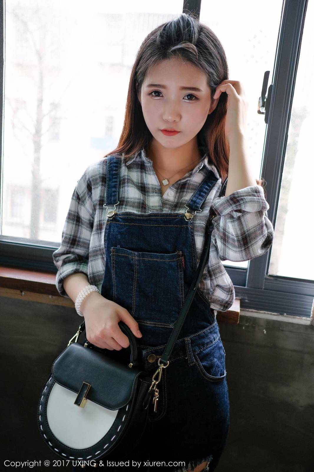 优星馆新人嫩模可爱的小叶子童颜巨乳格子衫大尺度写真-5