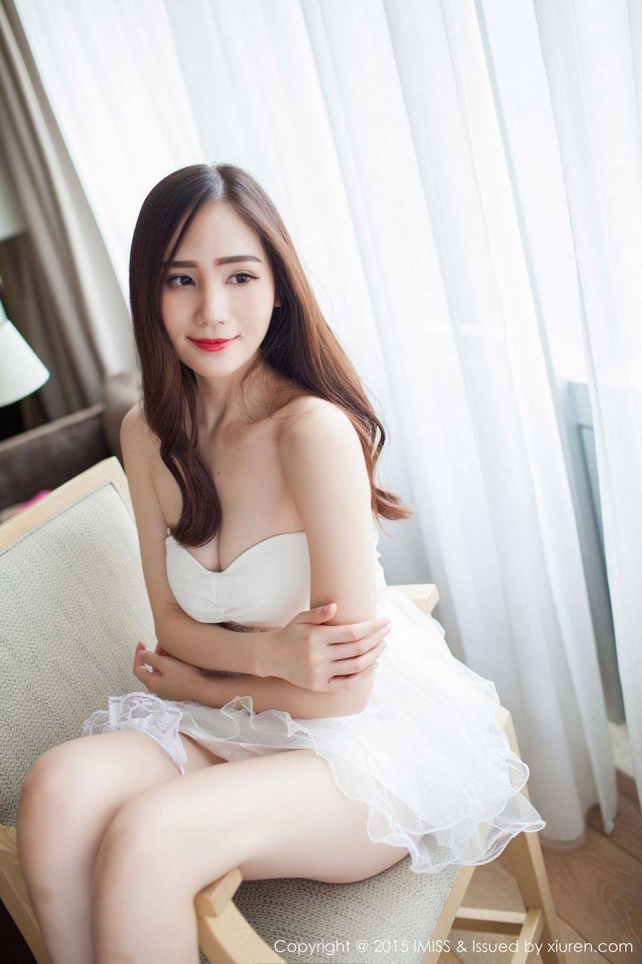 爱蜜社美女嫩模SISY思美胸翘臀比基尼丝袜美腿首发写真-21