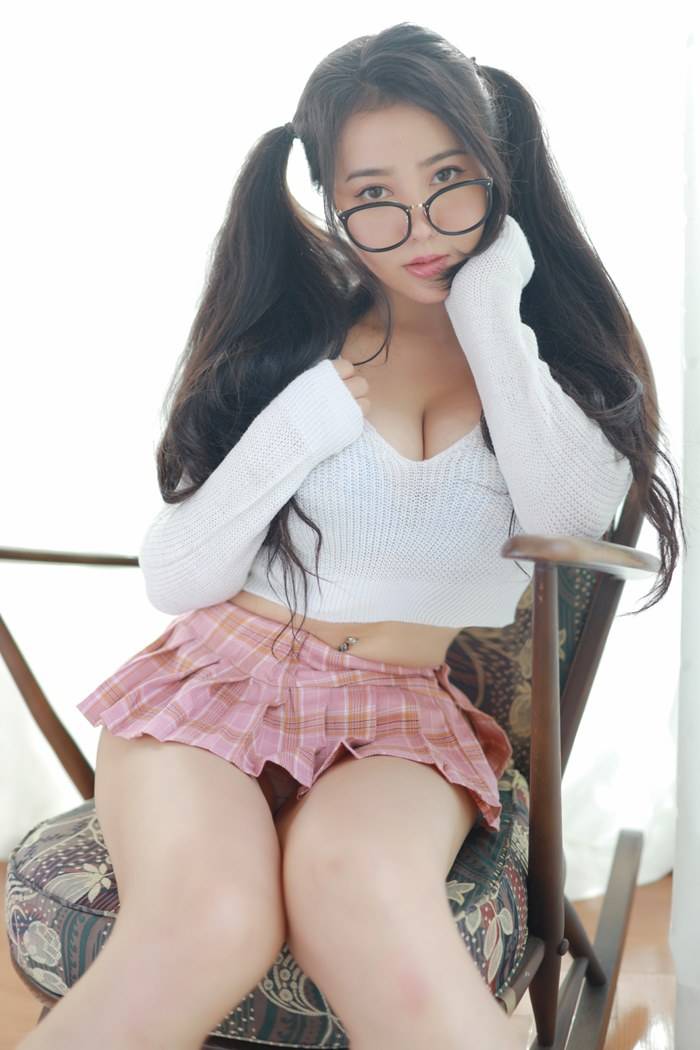 模范学院性感女神Manuela玛鲁娜美臀内衣诱惑日本旅拍第二套-7