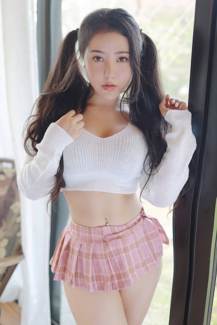 模范学院性感女神Manuela玛鲁娜美臀内衣诱惑日本旅拍第二套-39