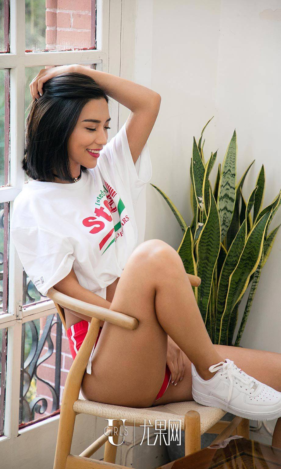 尤果网性感美女孙丑丑美胸翘臀内衣诱惑冷艳写真-14