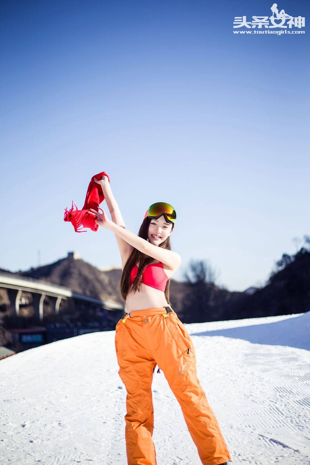 头条女神崔昭妍雪地坚挺美胸性感身材内衣诱惑写真-23