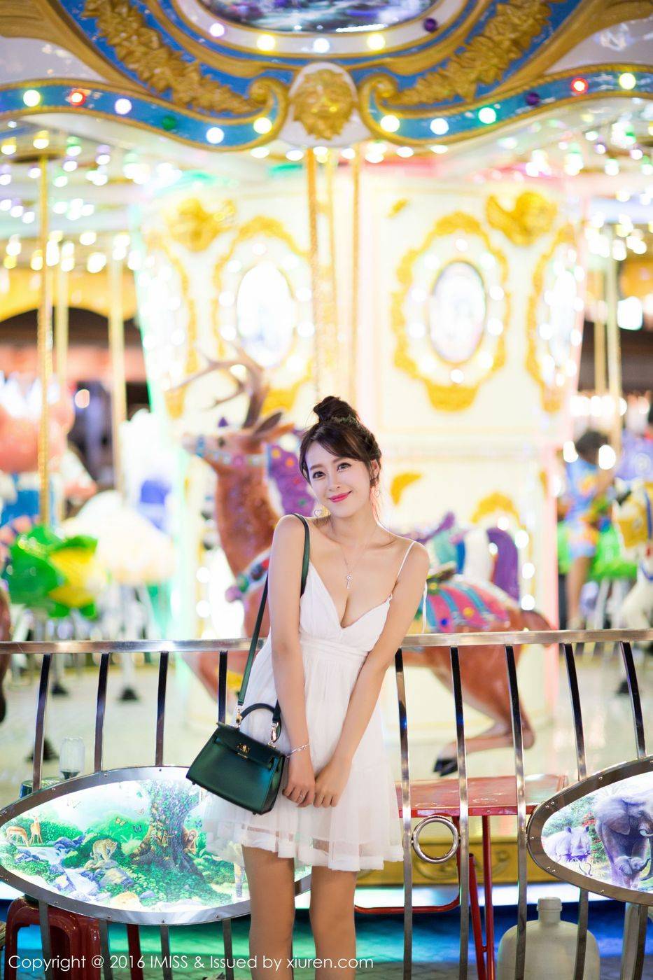 爱蜜社性感女神王曼妮好Q蕾丝透视内衣诱惑泳装街拍-5