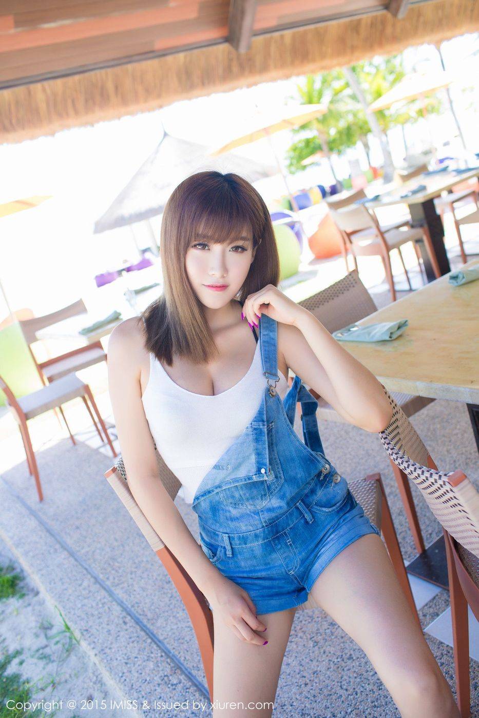 爱蜜社新人嫩模程小烦沙滩清新美胸诱惑薄荷岛首套写真-14