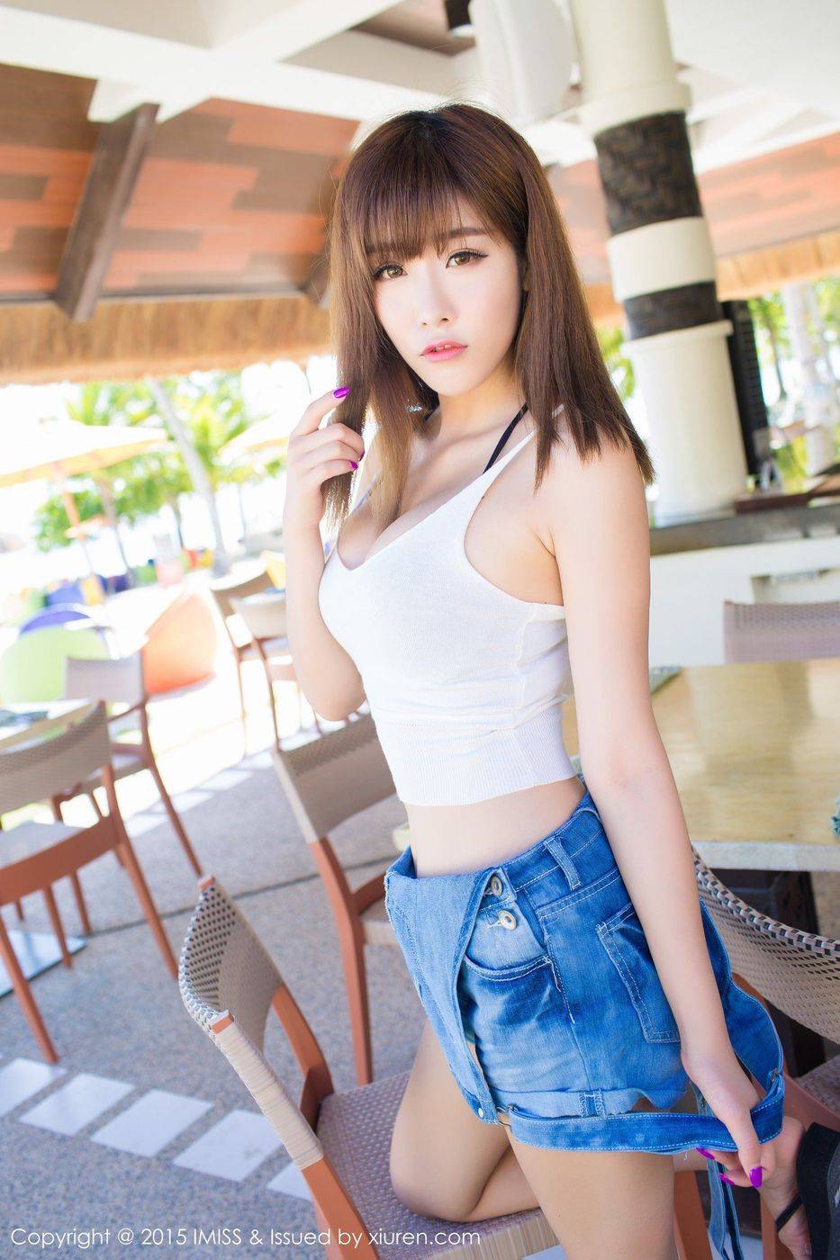 爱蜜社新人嫩模程小烦沙滩清新美胸诱惑薄荷岛首套写真-18