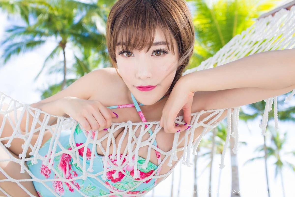 爱蜜社新人嫩模程小烦沙滩清新美胸诱惑薄荷岛首套写真-46